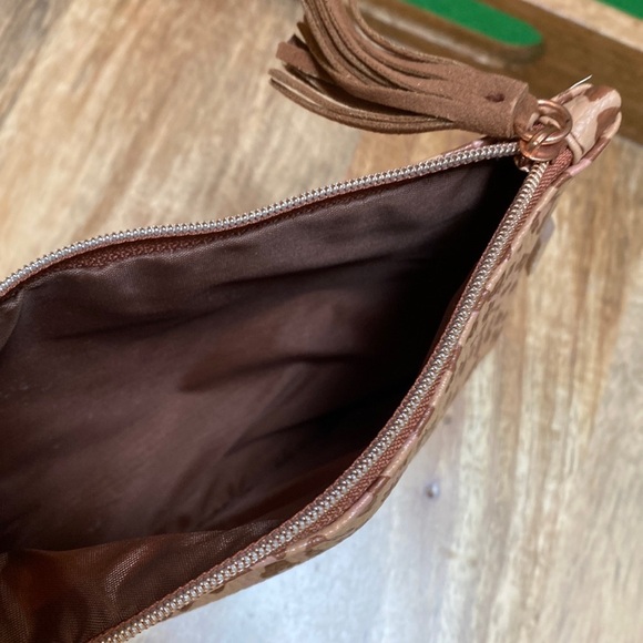 New IPSY makeup bag - Picture 3 of 3